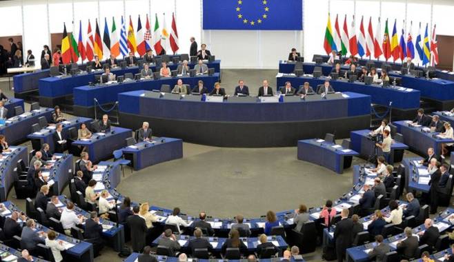 Европейский парламент принял бюджет ЕС на 2017 год